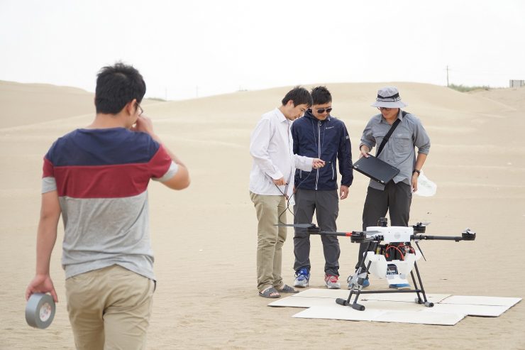 塔克拉瑪干沙漠首次開展無人機探測試驗|塔克拉瑪干沙漠首次開展無人機探測試驗